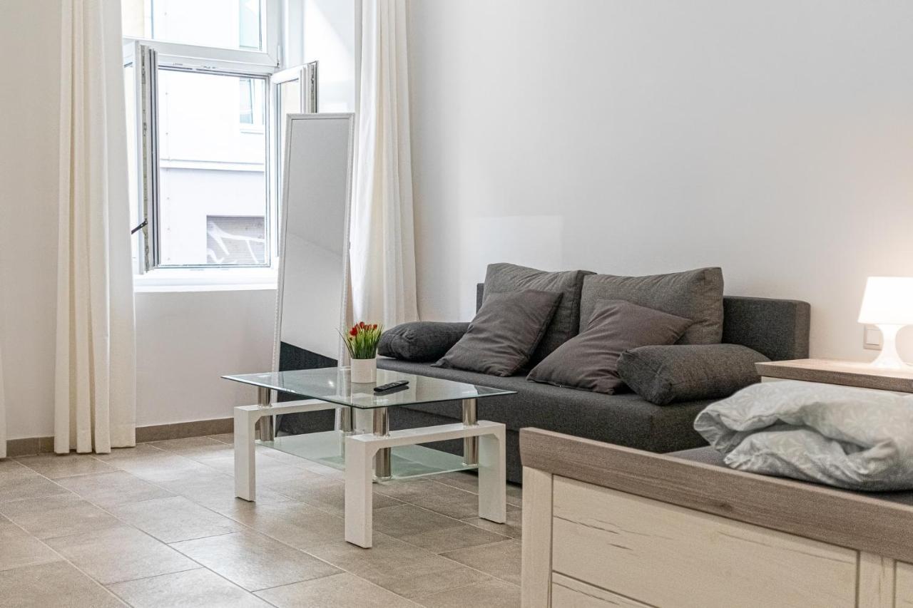 וינה Homelike 2Br Apt Near U1 Reumannplatz - 9 Min To Center מראה חיצוני תמונה
