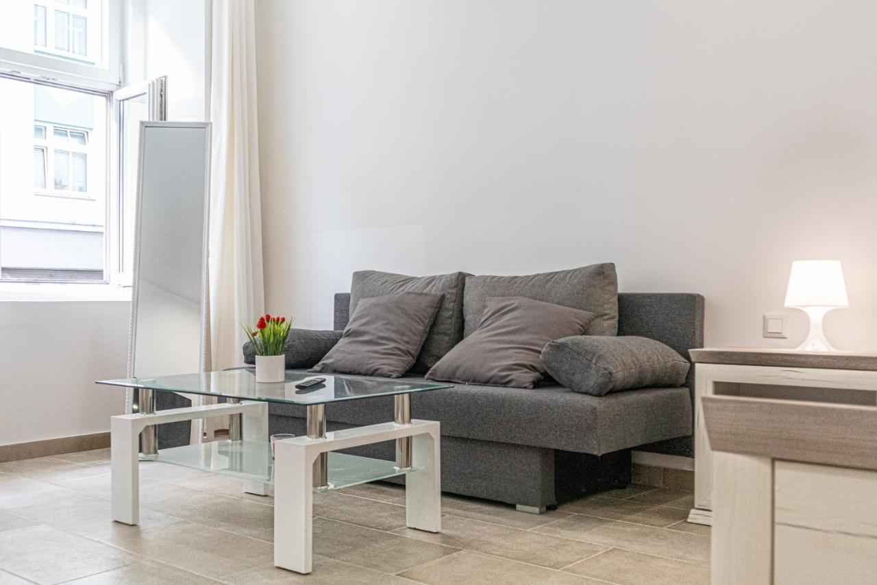 וינה Homelike 2Br Apt Near U1 Reumannplatz - 9 Min To Center מראה חיצוני תמונה